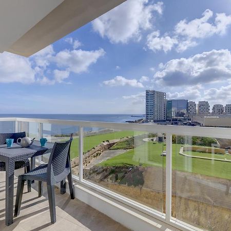 Apartment With Stunning Seaviews Sliema Ngoại thất bức ảnh