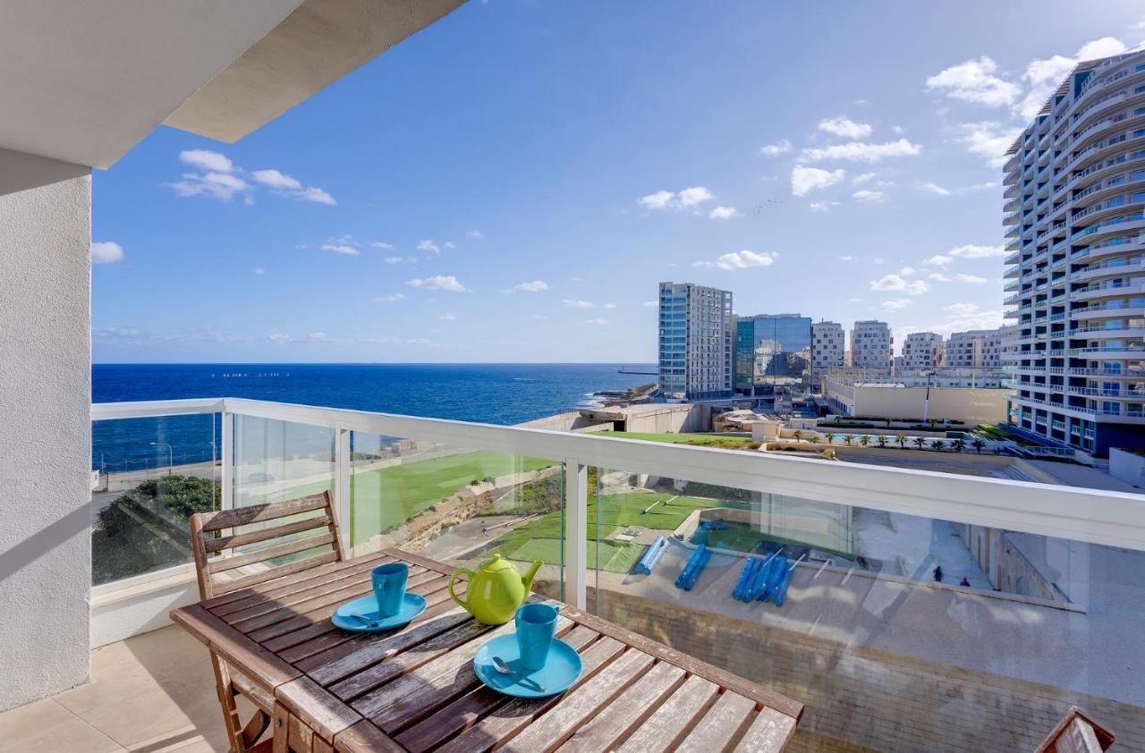 Apartment With Stunning Seaviews Sliema Ngoại thất bức ảnh