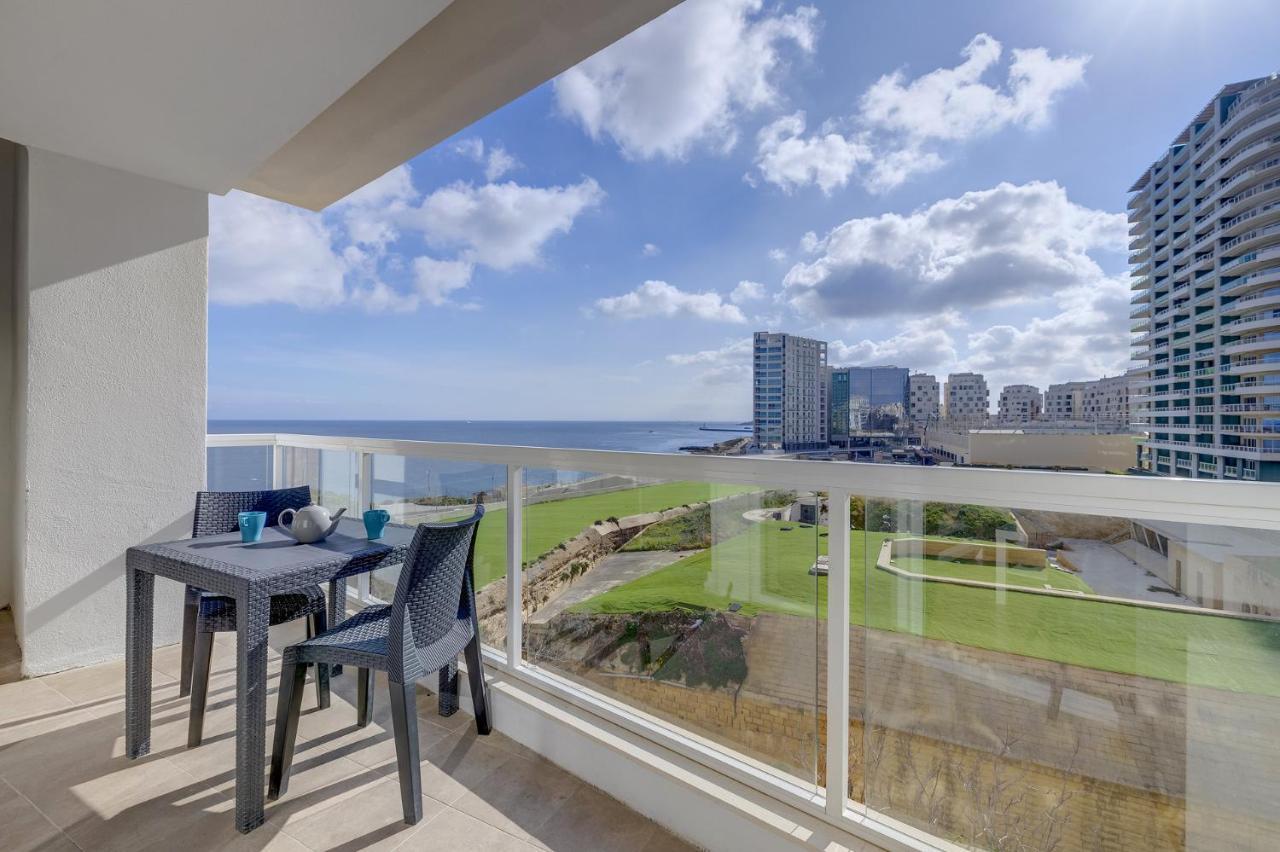 Apartment With Stunning Seaviews Sliema Ngoại thất bức ảnh